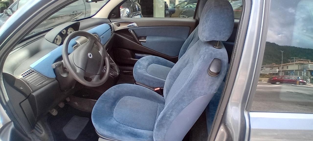 Lancia Ypsilon 1.2