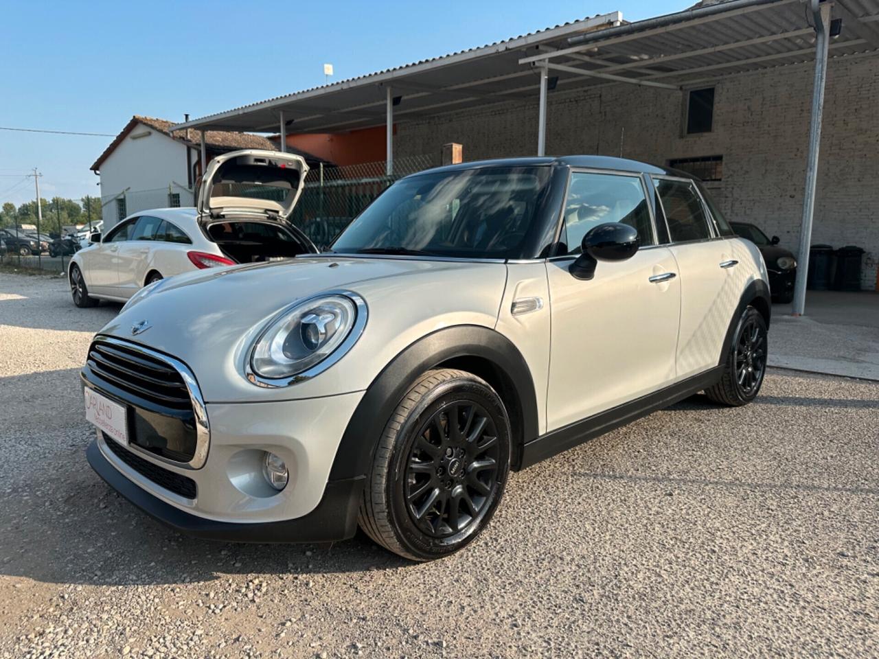 Mini 1.5 Cooper D - 5 porte