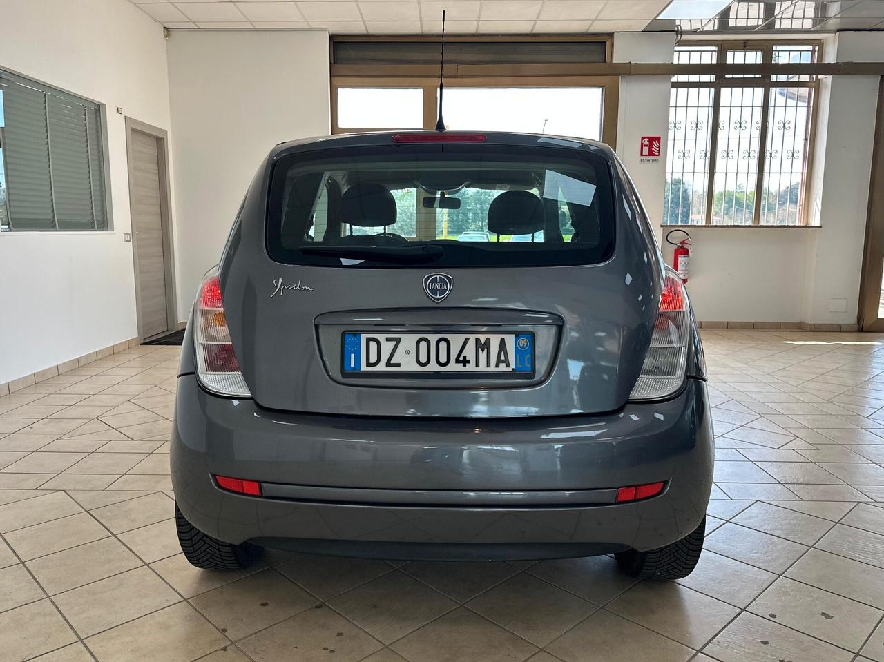 Lancia Ypsilon 1.2 Versus