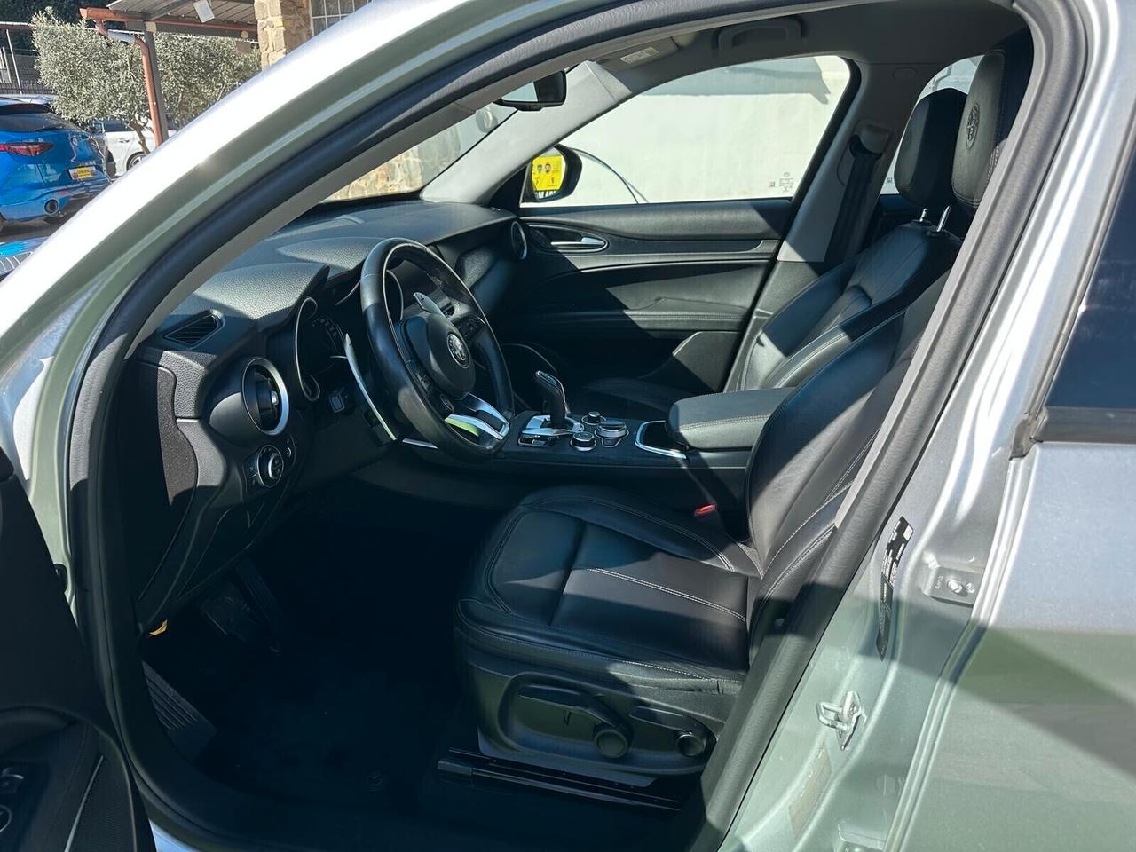Alfa Romeo Stelvio 2.2 Turbodiesel 190 CV AT8 RWD Super