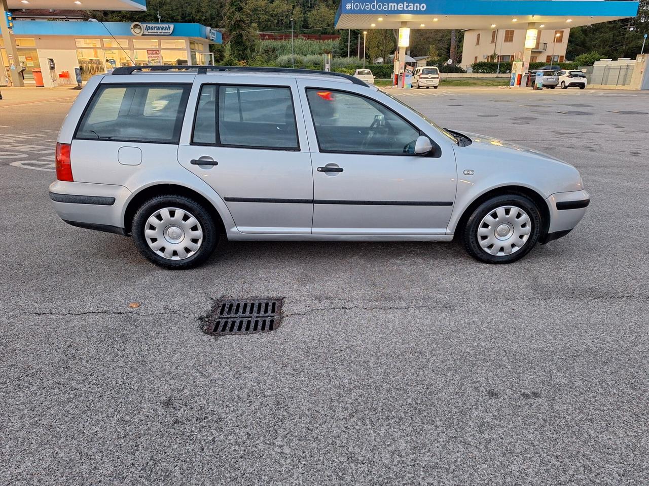 Volkswagen Golf 1.9 TDI/110 CV cat Variant C.line NEOPATENTATI
