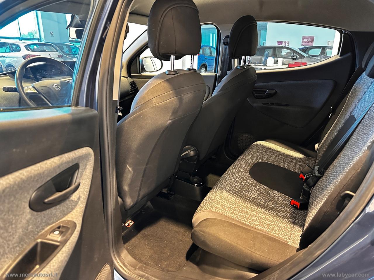 LANCIA Ypsilon 1.0 FireFly 5p.S&S Hyb. Sil. Pl.