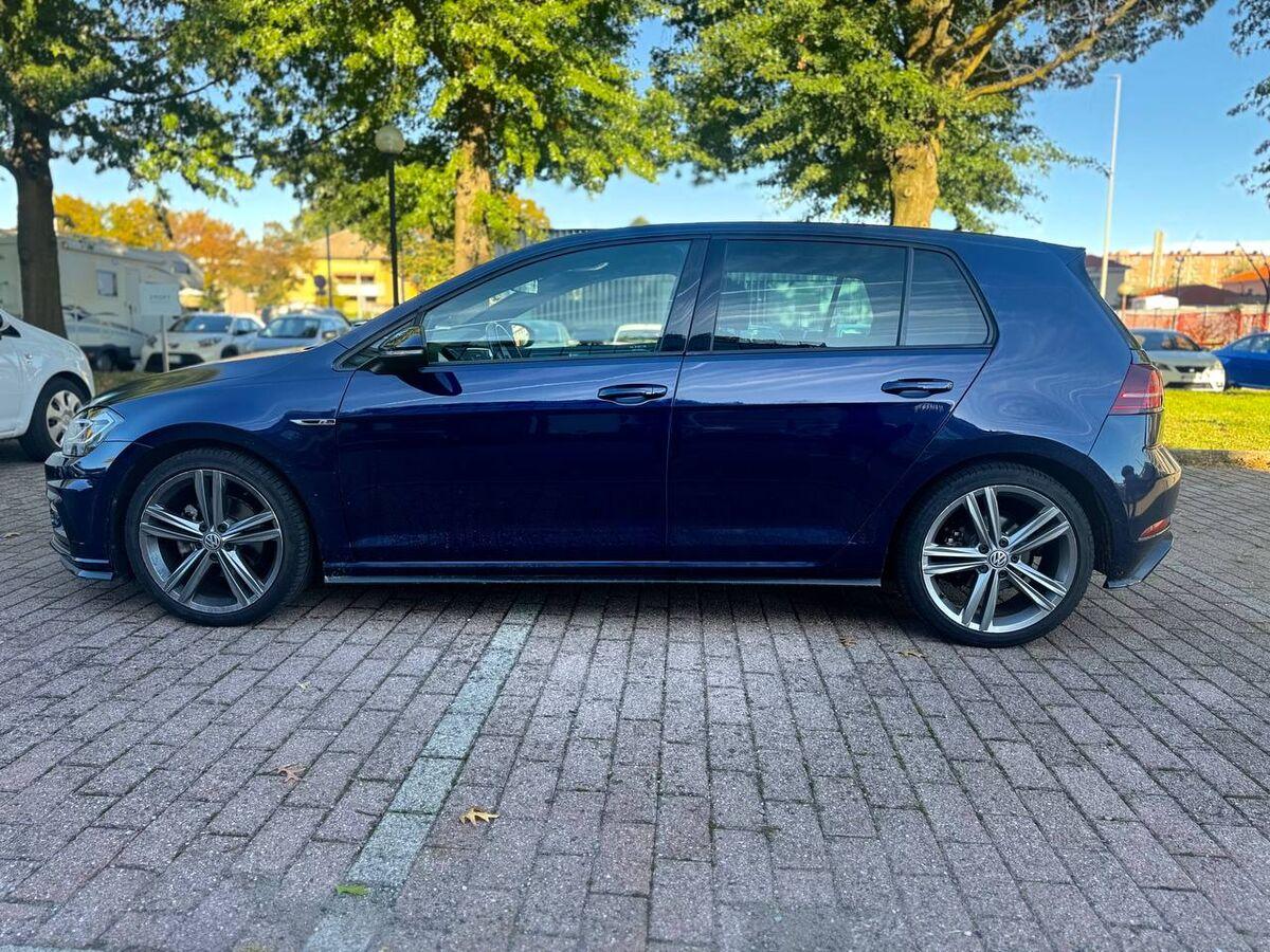 Volkswagen Golf 1.5 tsi Sport 150cv dsg