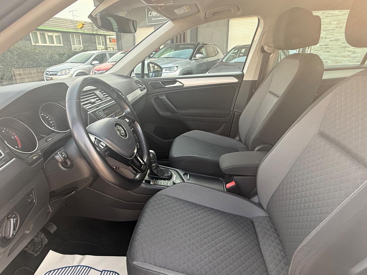 Volkswagen Tiguan 2.0 TDI SCR DSG 4MOTION Business BMT