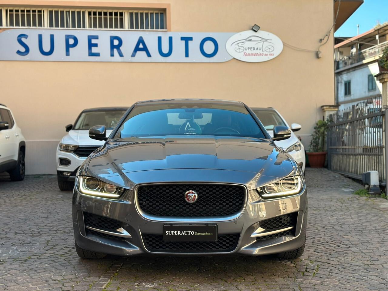 Jaguar XE 2.0 D Turbo 180 CV AWD aut. Portfolio