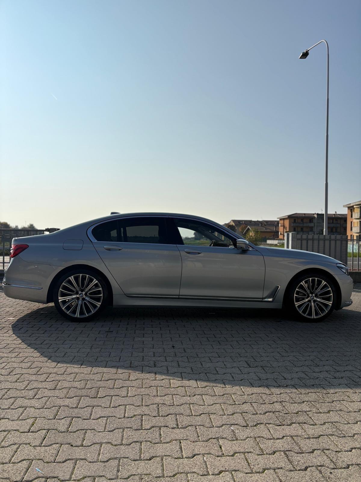Bmw 750 750i xDrive Eccelsa