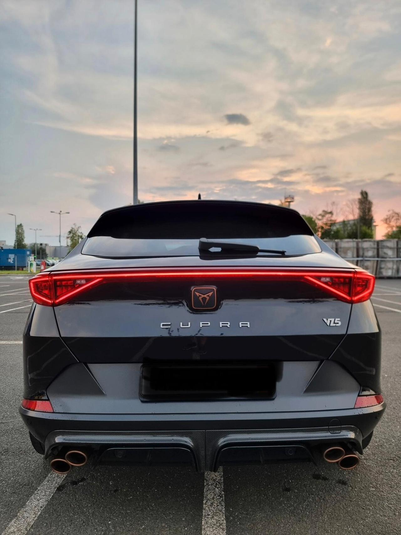 CUPRA Formentor VZ5 390 CV DSG - Full Optional - Carbon - Beats