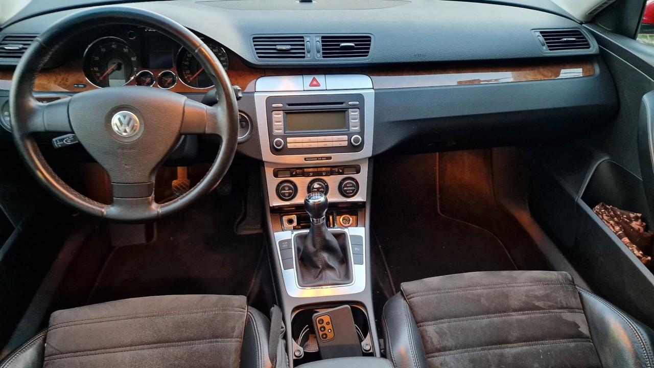Volkswagen Passat 1.6 16V FSI Comfortline