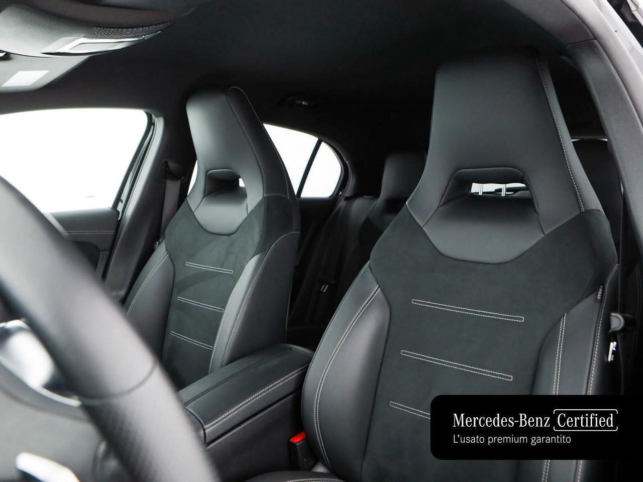 Mercedes-benz A 180d Premium AMG Night Edition Led Ambient