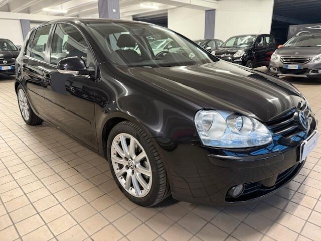 Volkswagen Golf 2.0 16V TDI 5p. Sportline