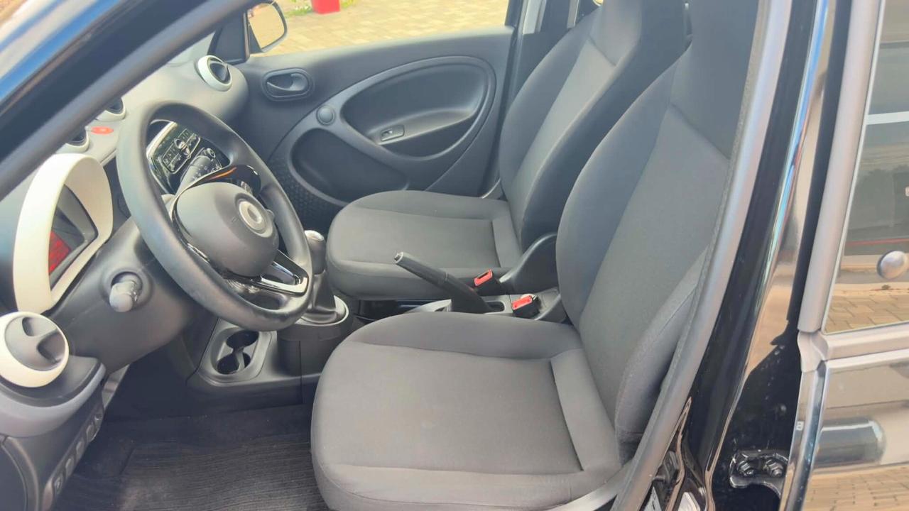 Smart ForFour 70 1.0 Youngster