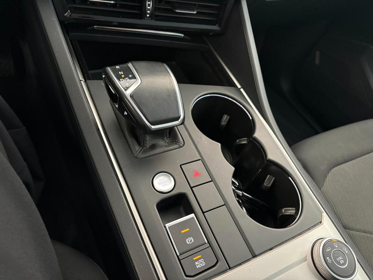 VOLKSWAGEN Touareg 3.0 V6 TDI 286 CV SCR Style
