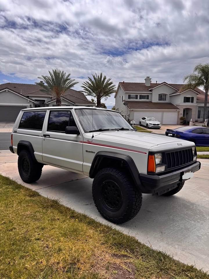Jeep Cherokee 4.0 3 Porte Sport