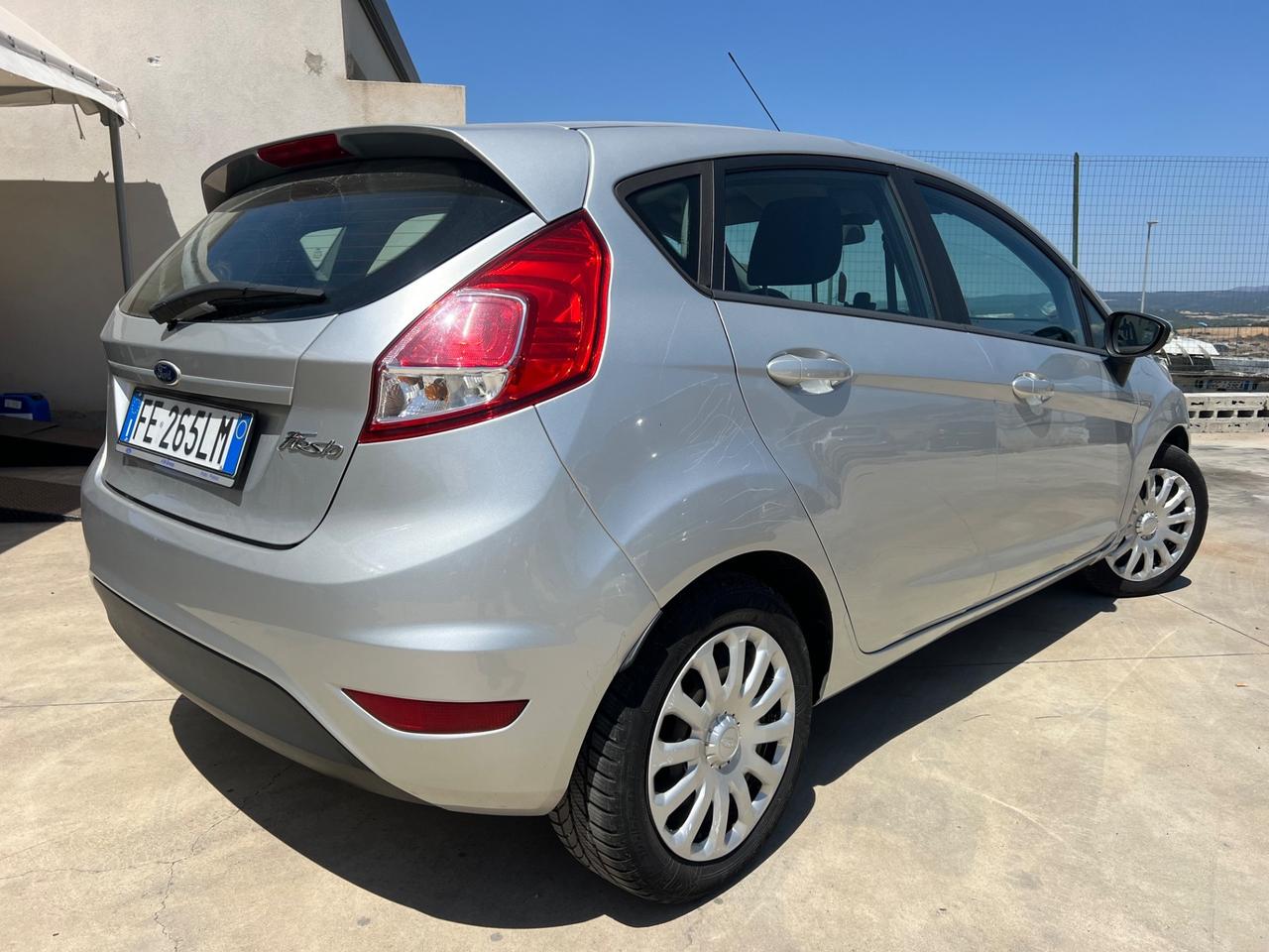 Ford Fiesta 1.5 TDCi 75CV 5 porte Business