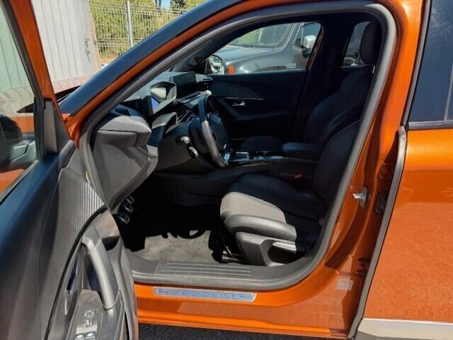 Peugeot 2008 PureTech 130 S&S GT Pack Bicolore Tetto Nero