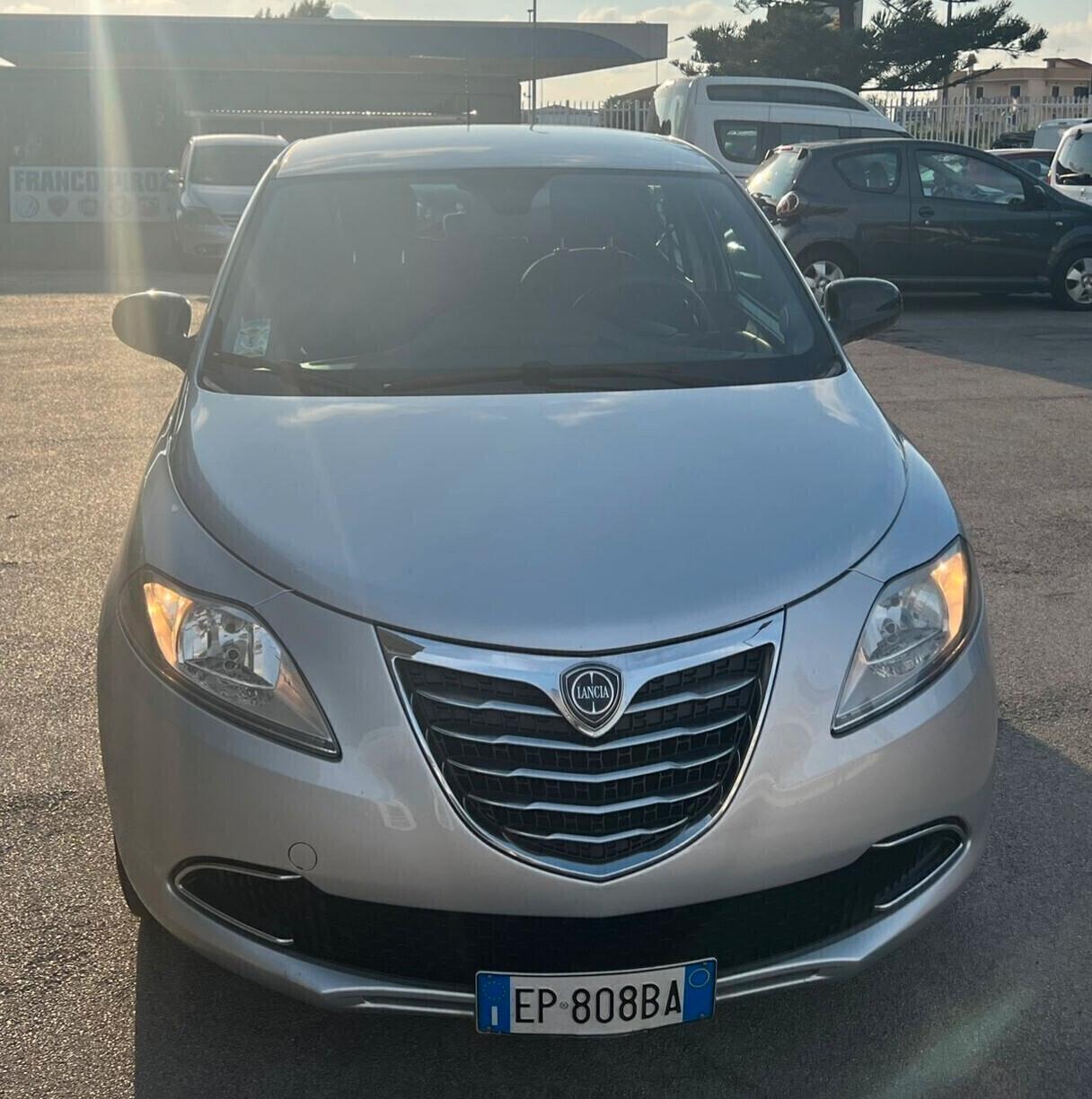 Lancia Ypsilon 1.2 69 CV 5 porte GPL Ecochic Gold