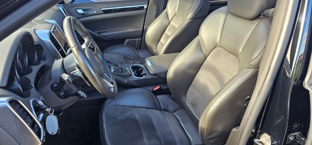 Porsche Cayenne 3.0 Diesel Platinum Edition