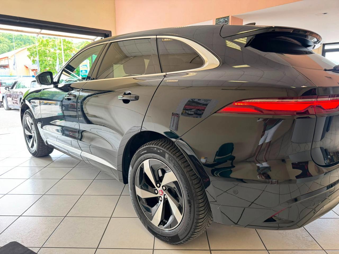 Jaguar F-Pace 2.0 D 204 CV AWD aut. R-Dynamic HSE