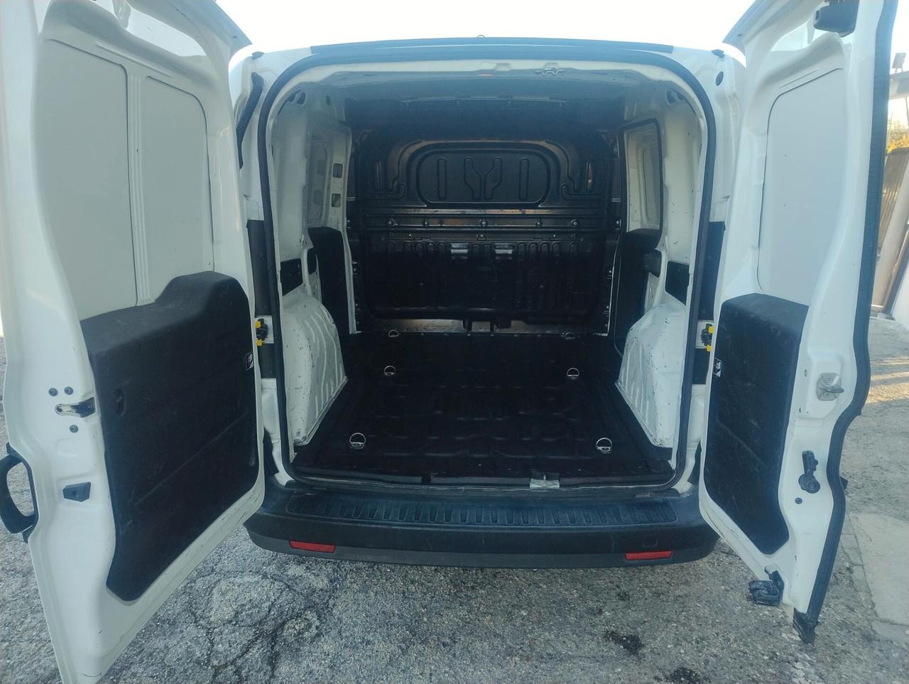 Fiat Doblò CH1 1.6 Mjet SX 105Cv - 2021