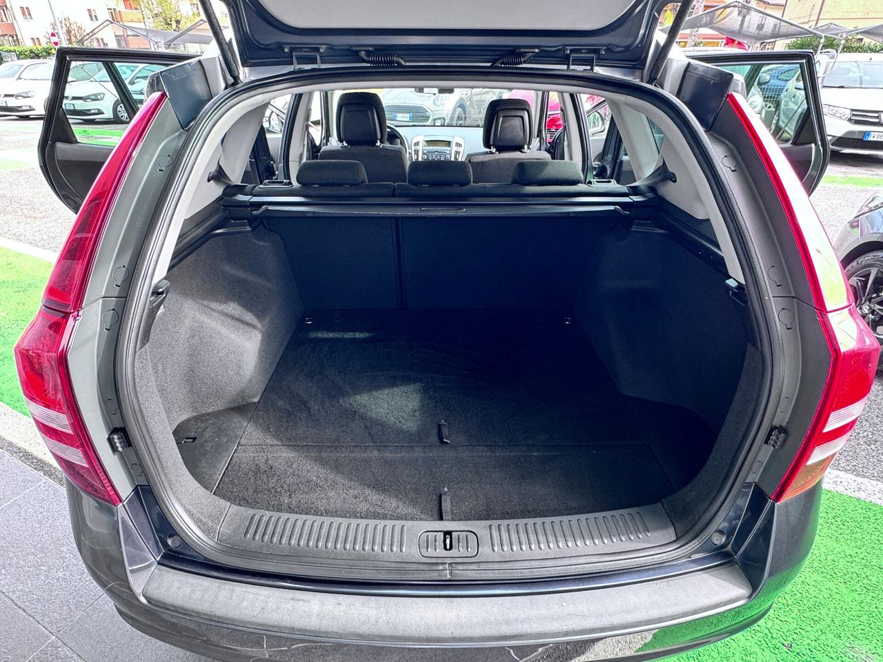 Kia Ceed cee'd Sp. Wag. 1.6 CRDi VGT 115CV TX