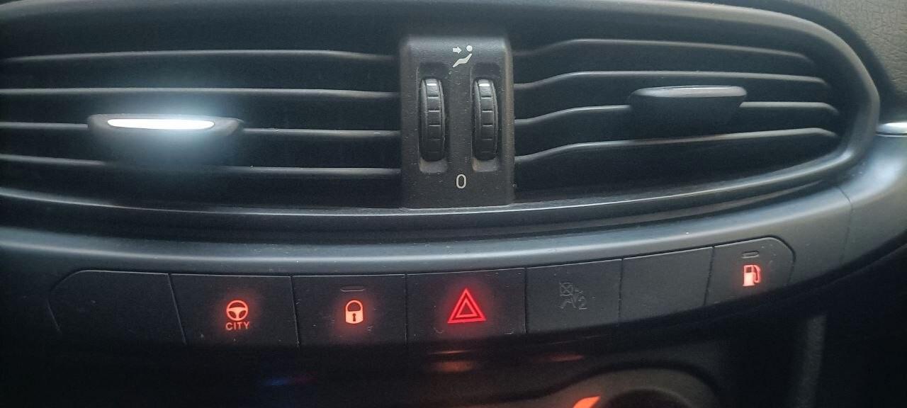 Fiat Tipo 1.4 T-Jet 120CV GPL SW Lounge