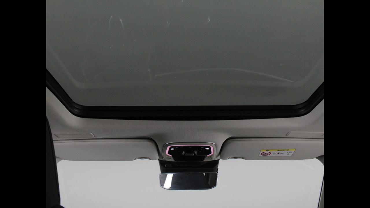 Lynk & Co 01 - 01 1.5 td phev auto