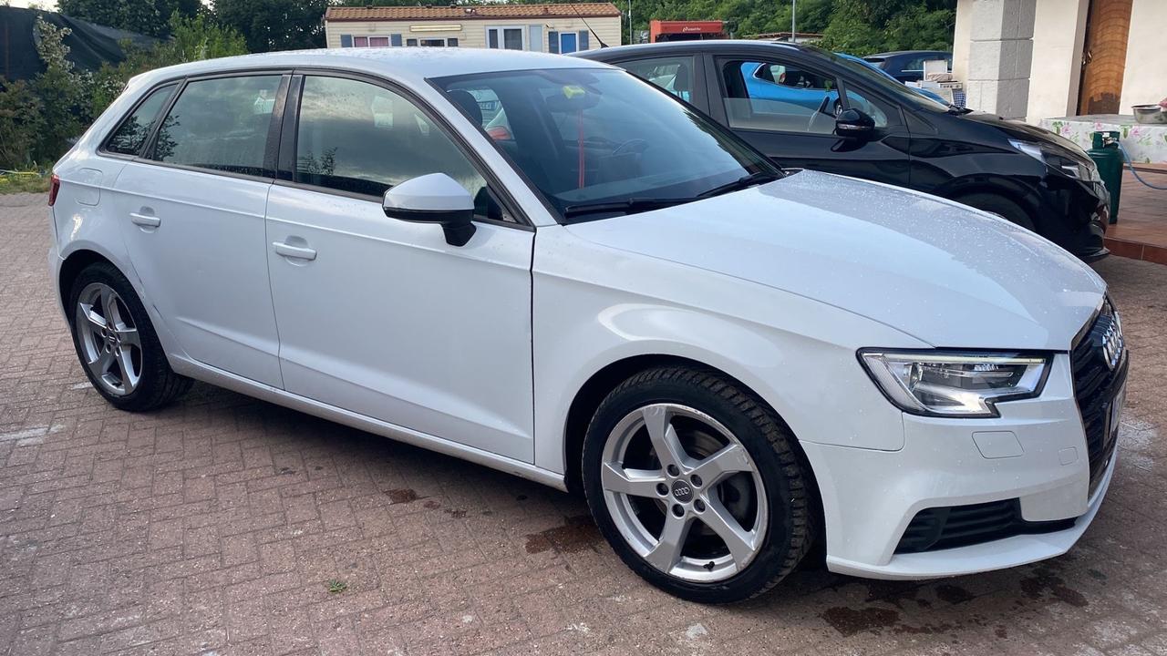 Audi A3 1.6 TDI 116 CV Sport