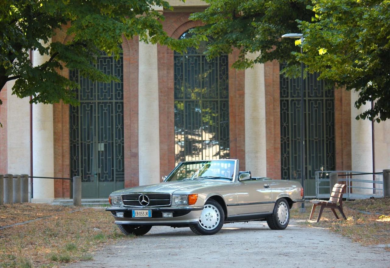 Mercedes-benz SL 300 cabriolet