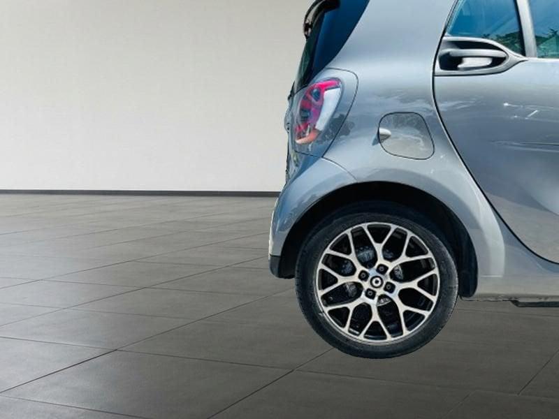 smart EQ Fortwo EQ 60kW Racingrey (22kW)