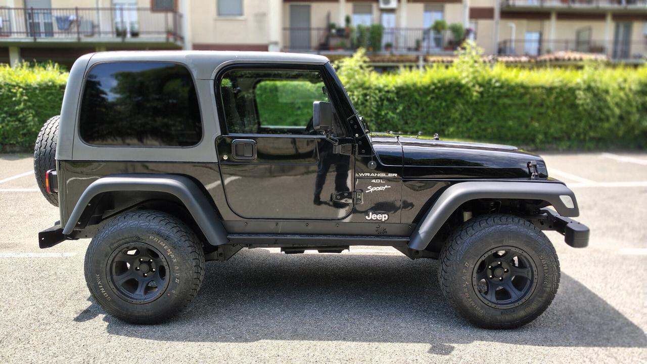 Jeep Wrangler 4.0 cat Sport ASI 4P