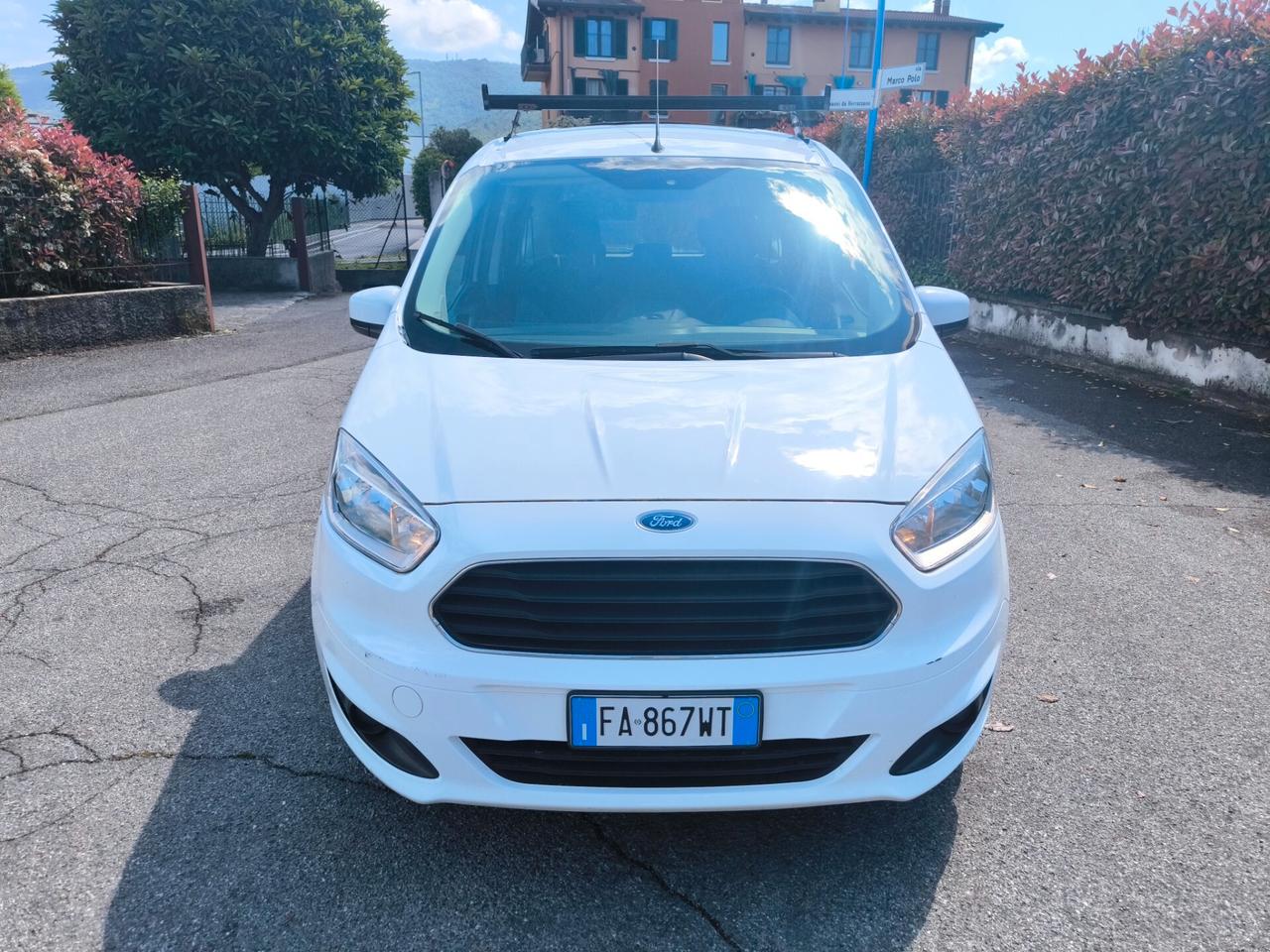 FORD TOURNEO COURIER 1,5 TDCI- EURO 6-OK NEOP.-AUTOCARRO 4 POSTI
