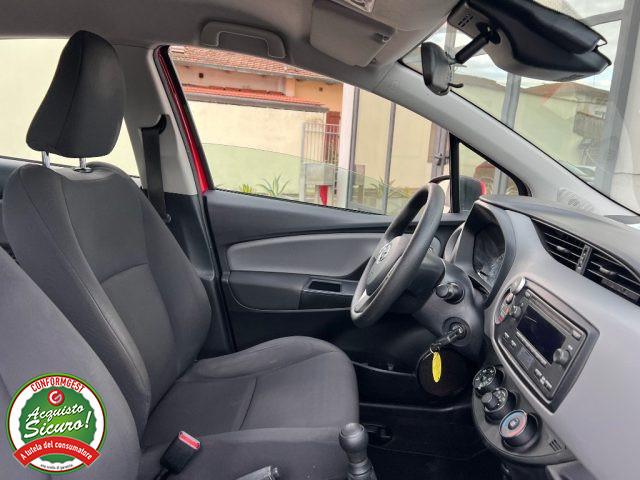 TOYOTA Yaris 1.0 72 CV 5 porte Lounge