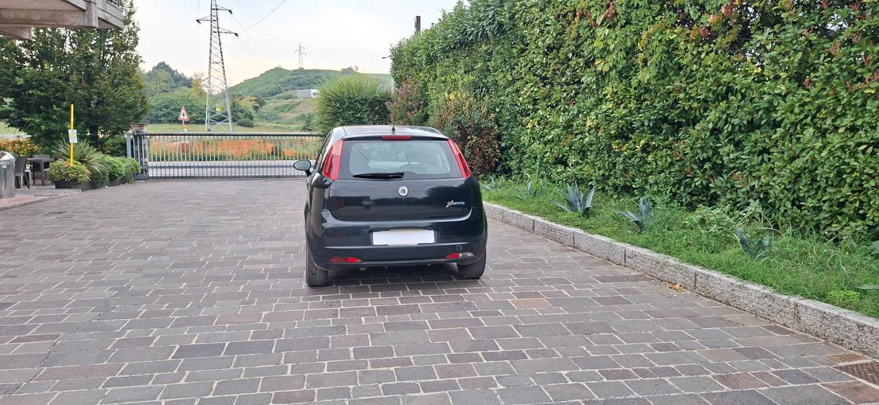 GRANDE PUNTO 1.4 GPL IDEALE X NEOPATENTATI