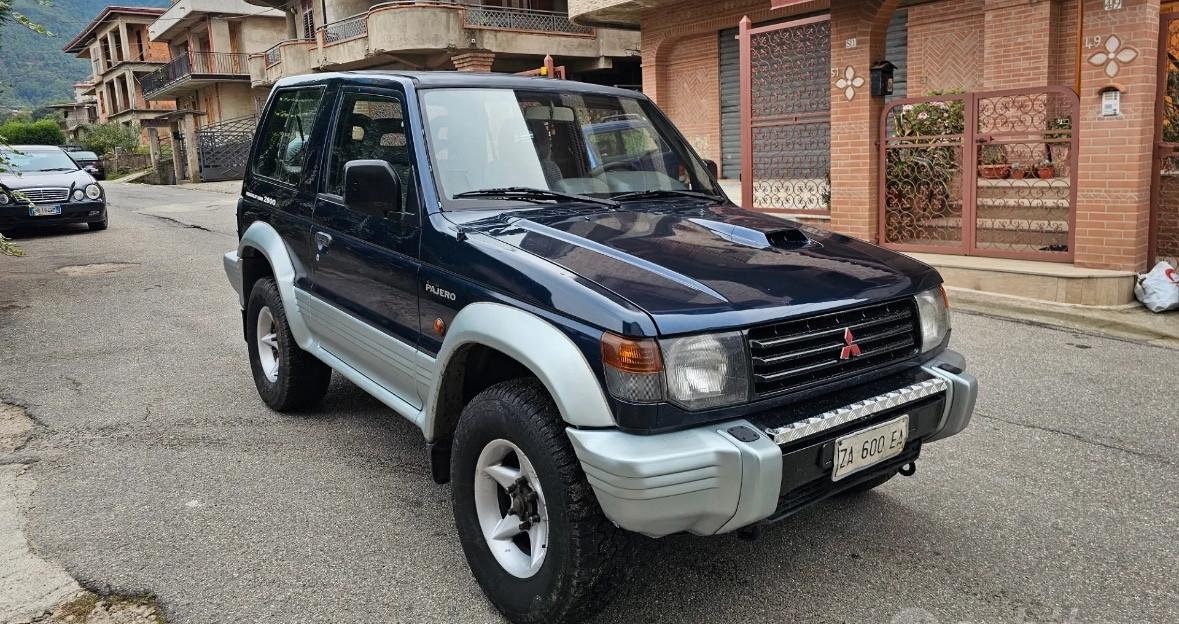 Mitsubishi Pajero 2.8 TDI Metal-top S.S. GLS Exec.