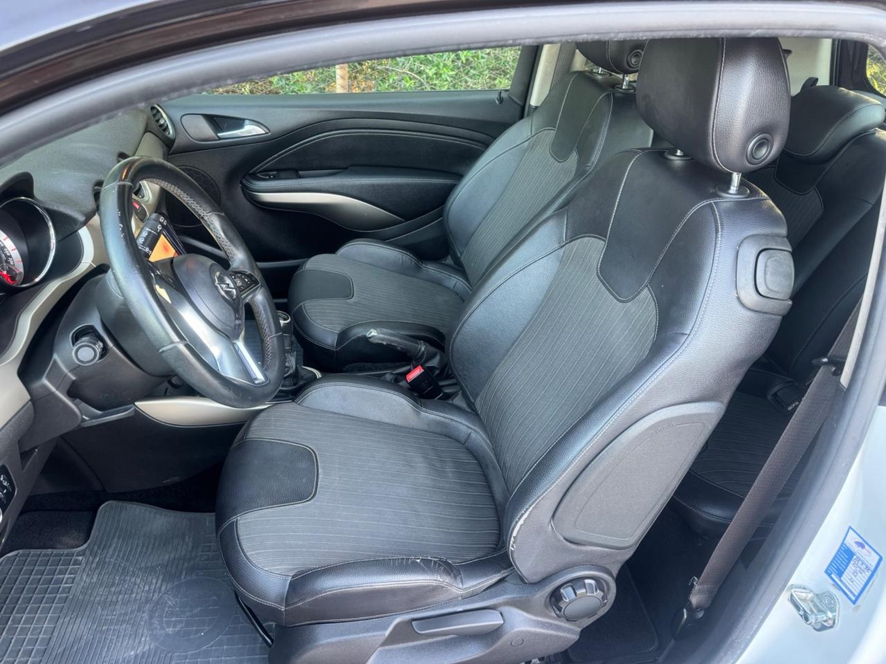 Opel Adam 1.2 70 CV