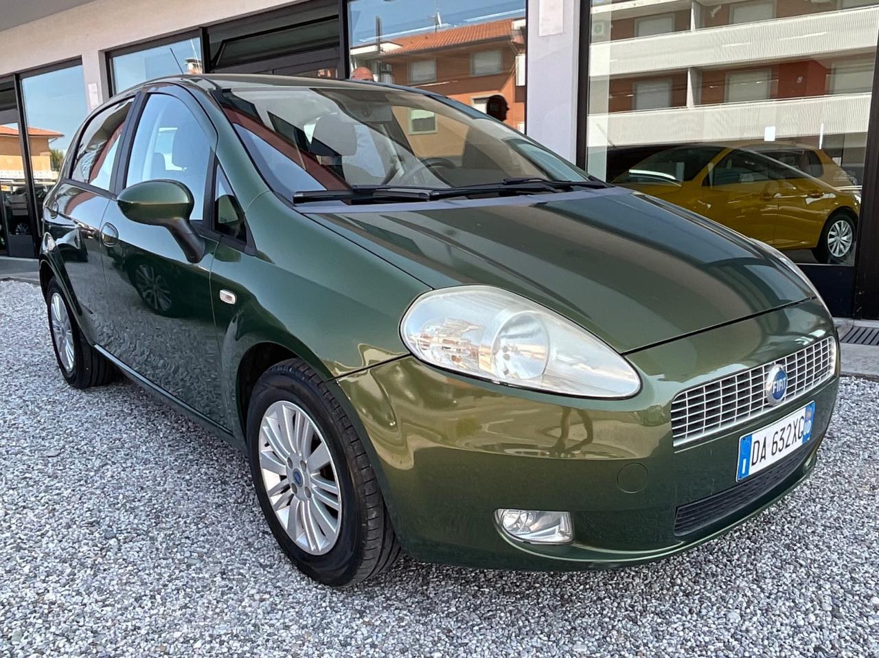 Grande Punto 1.9 MJT 120 CV 5 porte Emotion