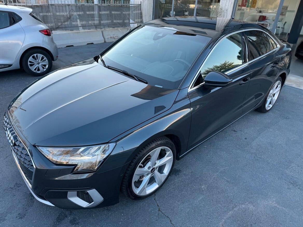 Audi A3 Sedan 35 TDI S tronic Sport Cerchi da 18'
