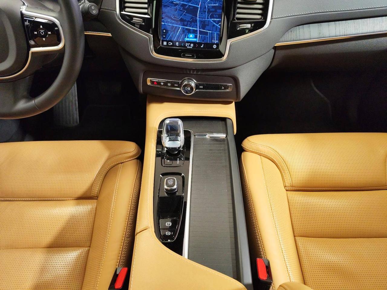 Volvo XC90 b5 Ultimate Dark awd 7 Posti