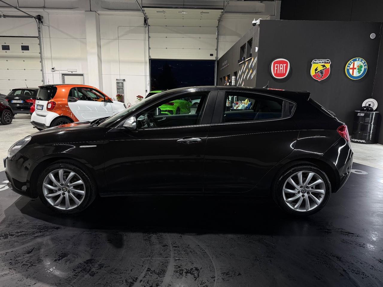 Alfa Romeo Giulietta 1.6 JTDm-2 120 CV Distinctive