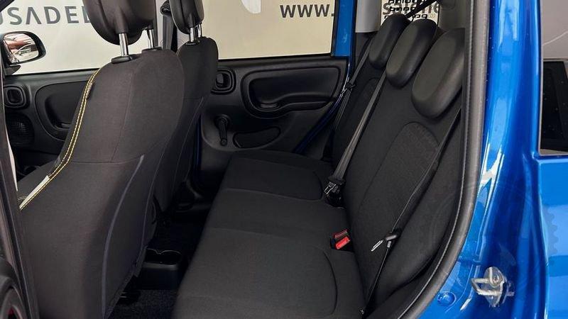 FIAT Panda 1.0 FireFly S&S Hybrid Pandina CARPLAY PDC POST