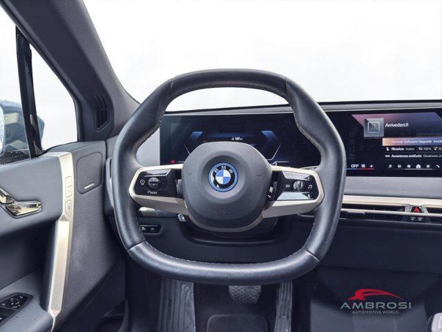 BMW iX xDrive40 Pacchetto Sportivo