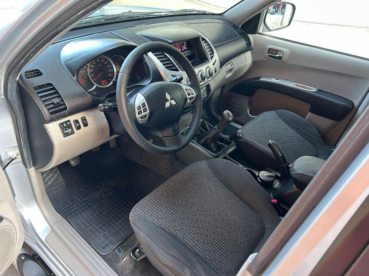 MITSUBISHI - L200 2.5 DI-D/178CV DC Intense Plus
