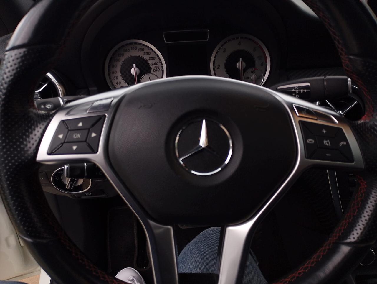Mercedes-benz A 220 200 CDI Automatic Premium AMG