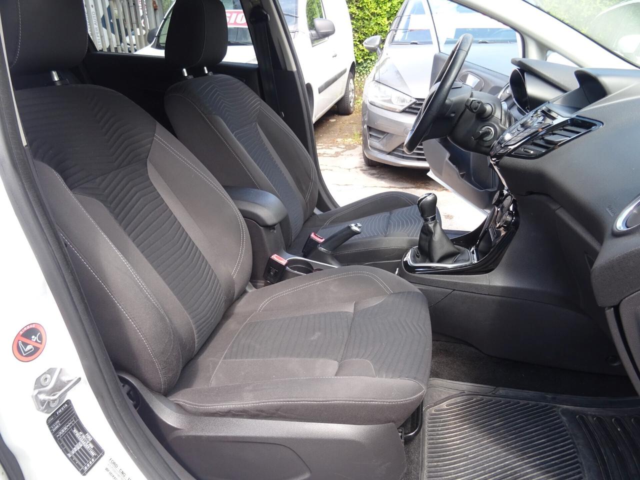 Ford Fiesta 1.4 5p. Bz.- GPL Titanium