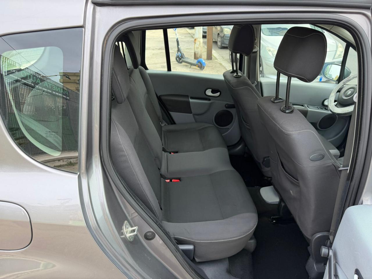 Renault Modus Grand 1.5 DIESEL - Anno 2011 - NEOPATENTATO