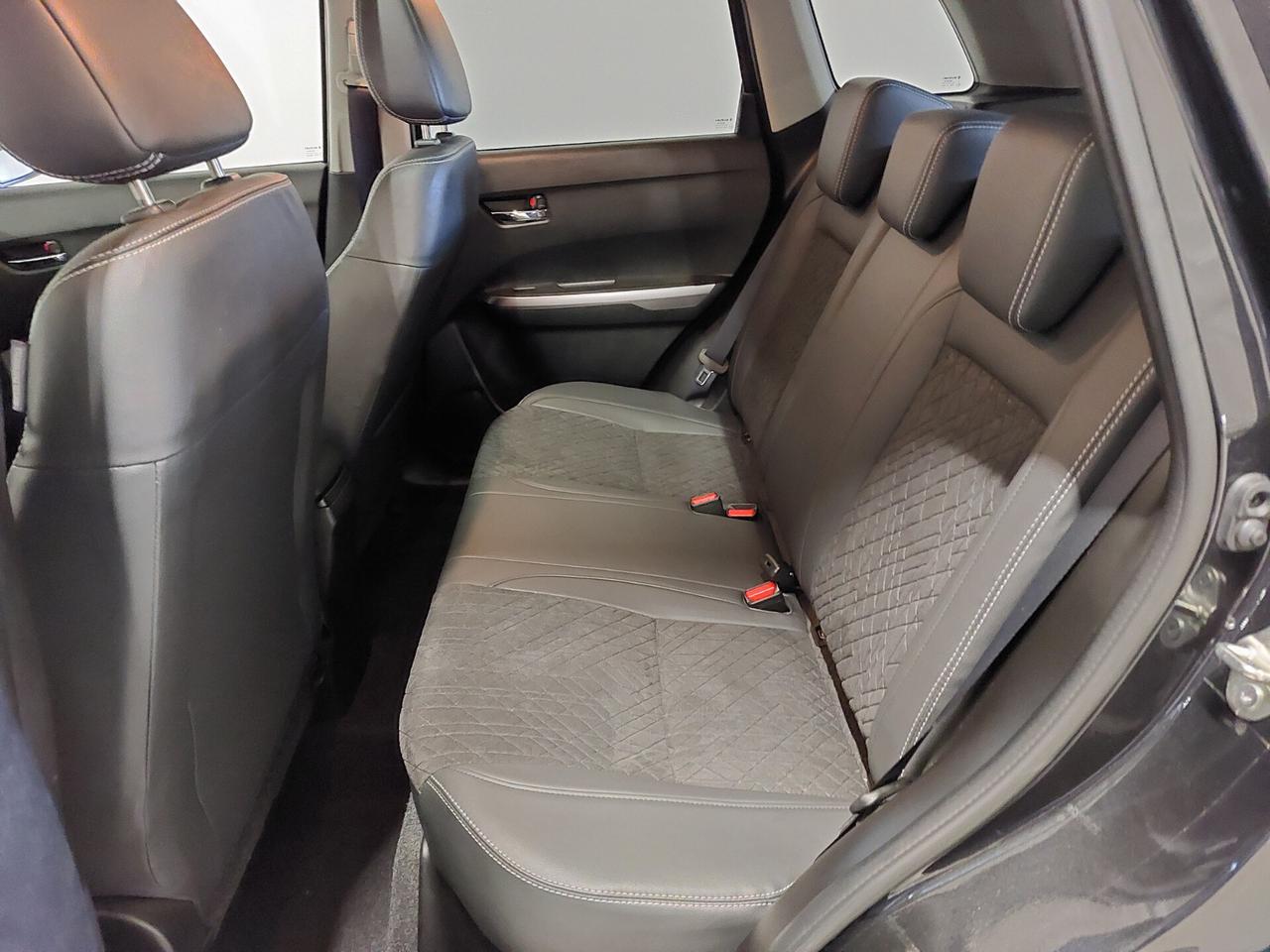 SUZUKI Vitara (2015) Vitara 1.5 Hybrid A/T Star...