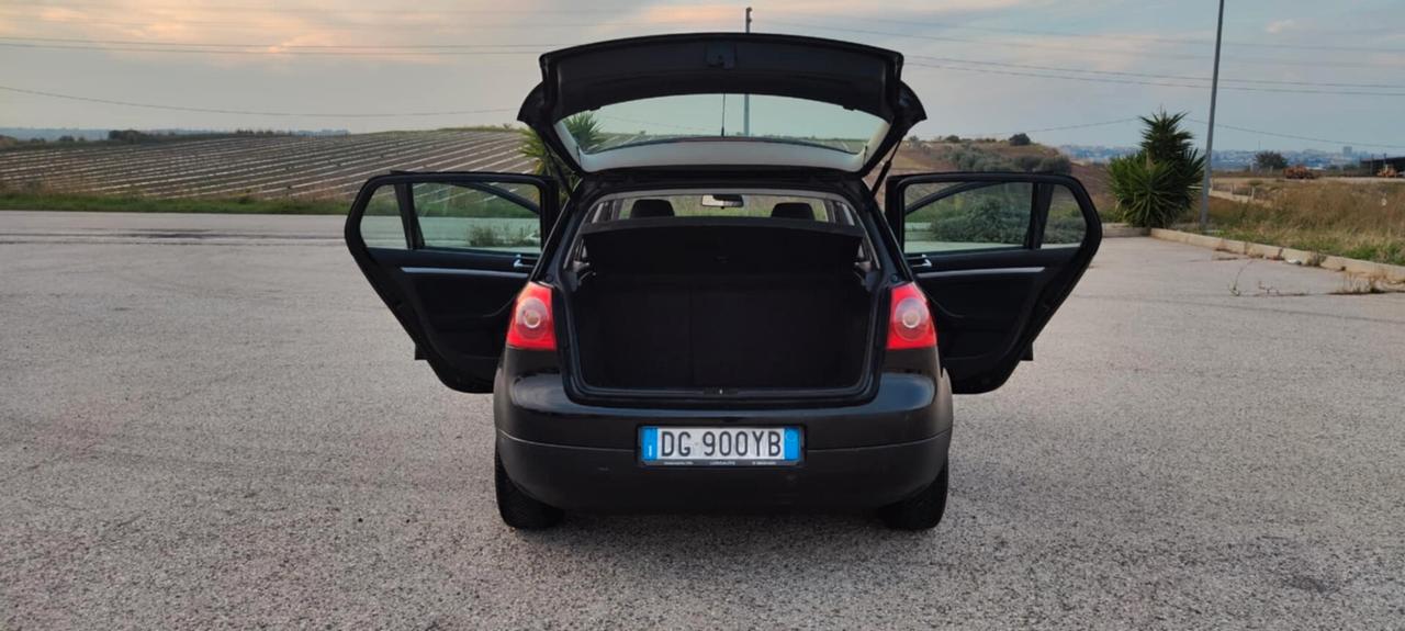 Volkswagen Golf 2.0 TDI DPF 4mot. 5p. GT Sport