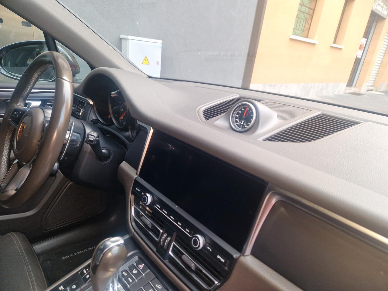 Macan Sport chrono tutti i service porsche pelle 21
