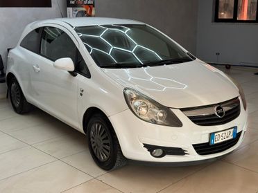Opel Corsa 1.2 3 porte Club