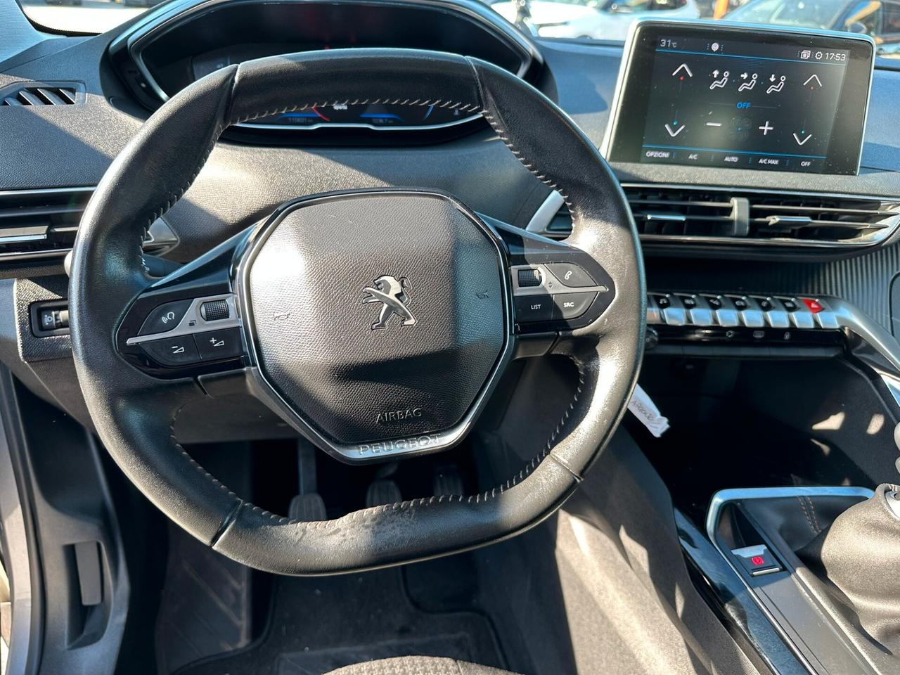 Peugeot 5008 BlueHDi 130 S&S Allure